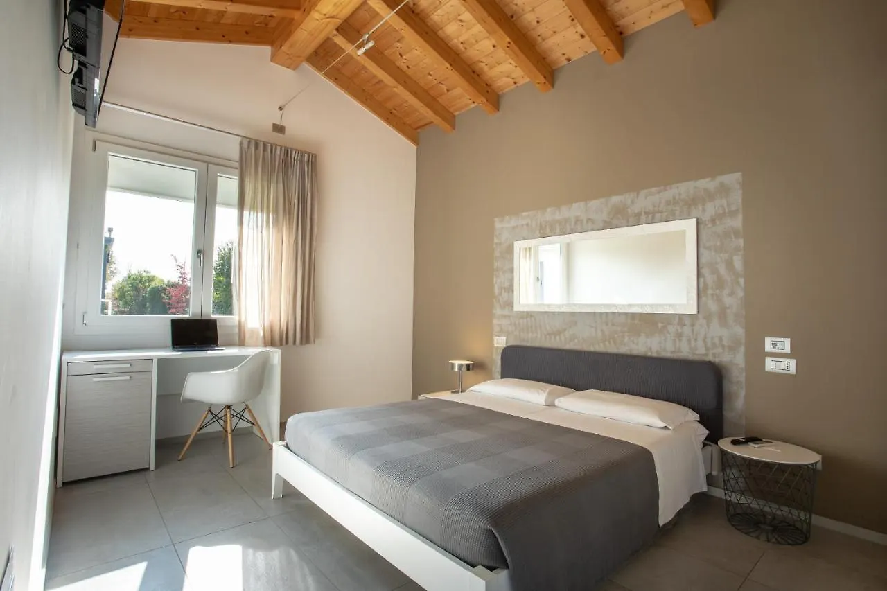 Magrine Castelfranco Veneto Bed and Breakfast